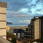 Luxury Ilheus Next To Savoy Funchal (Madeira)