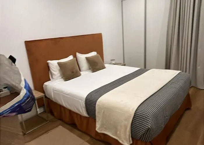 Luxury Apartament Next To Savoy